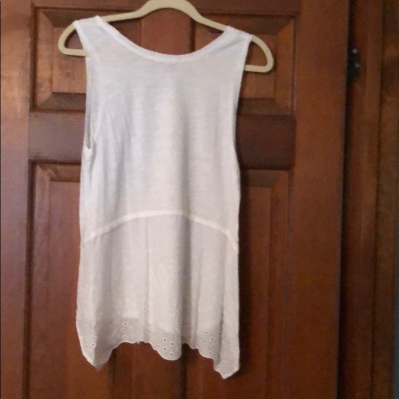 Top - Picture 2 of 2